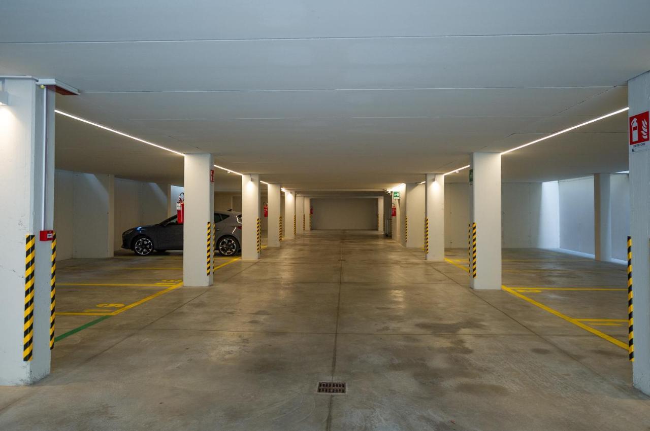 Ah Porticcioli Boutique Apartments San Felice del Benaco Dış mekan fotoğraf