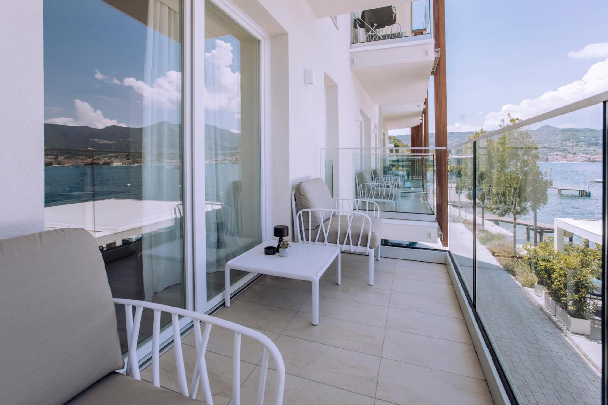 Ah Porticcioli Boutique Apartments San Felice del Benaco Dış mekan fotoğraf