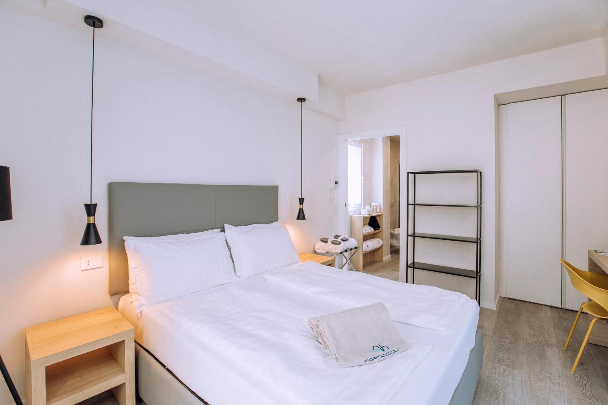 Ah Porticcioli Boutique Apartments San Felice del Benaco Dış mekan fotoğraf