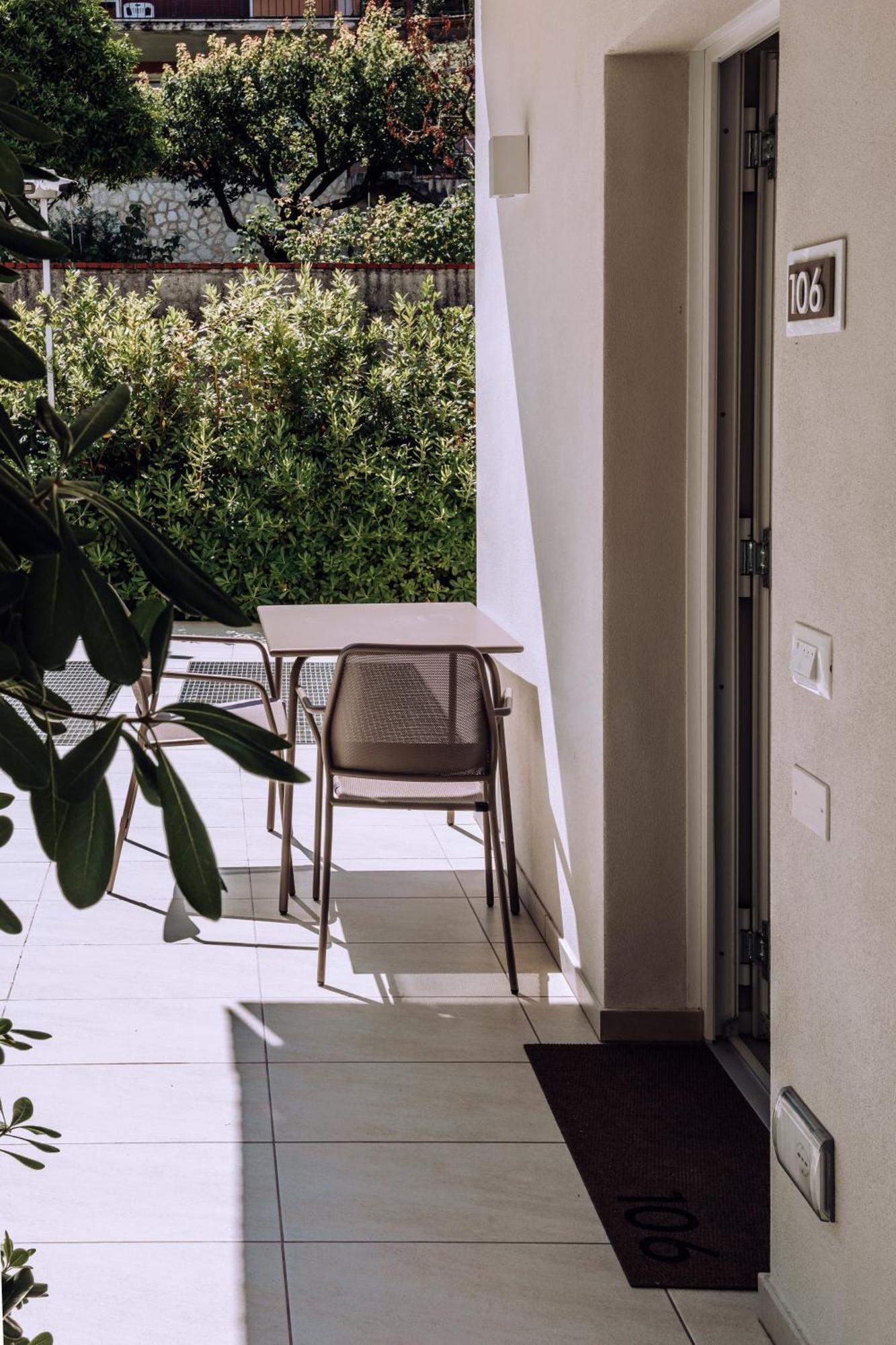 Ah Porticcioli Boutique Apartments San Felice del Benaco Dış mekan fotoğraf